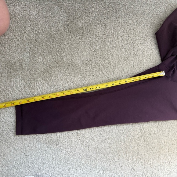 lululemon athletica purple Leggings size 2 - Picture 9 of 10